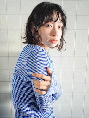 抜け感ウェーブボブ