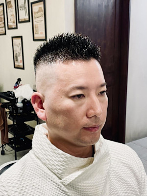 【40代 男性】デザインスキンフェード