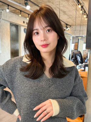 大人セミロングヘア