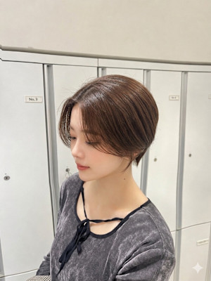 【伊勢原】似合わせレイヤーカット×うる艶ブラウンベージュ