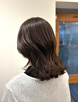 アッシュブラウン　ブラウンカラー　透明感カラー　ヘアカラー