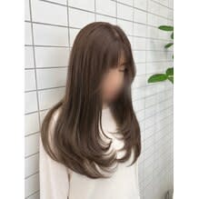 オリーブベージュ×レイヤーカット