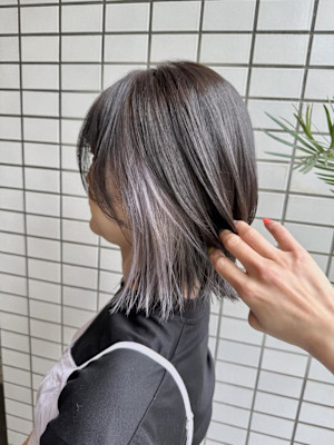 イヤリングカラー