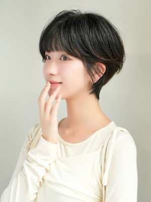 前下がりショート・ボブ/絶壁解消/前髪あり/40代/30代
