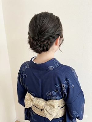 浴衣着付（10種ヘアアレンジサービス）プランのヘアセット9