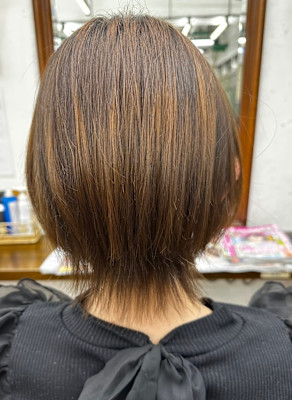ロングからショートへ縮毛矯正ビフォーアフター