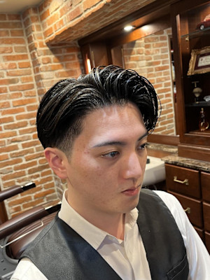 日本橋室町　ビジネスヘア　七三スタイル