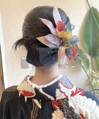 えりあし５センチ　タイトシニヨンスタイル