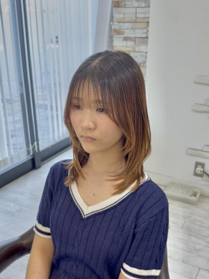 20代30代 ハッシュカットレイヤースタイル