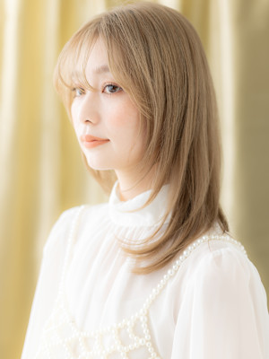 透明感ダブルカラー金髪ブロンドクラゲウルフカット20代30代