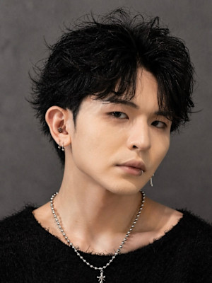 韓国風×センターパート×フェザーパーマ×men's