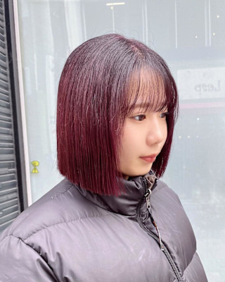 ボブ×切りっぱなしボブ×暖色カラー×前髪あり×横浜×20代