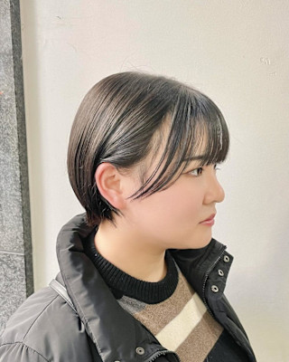 ショート×丸みショート×前髪あり×顔周りレイヤー×横浜