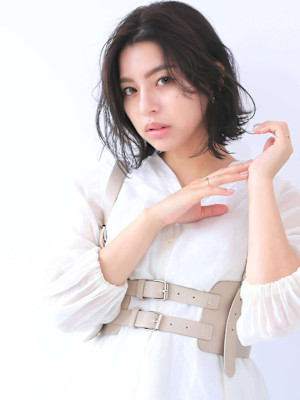 20代人気ヘア★カジュアル外ハネレディ