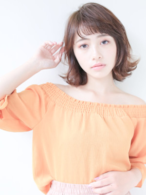 大人かわいいニュアンスカールミディ