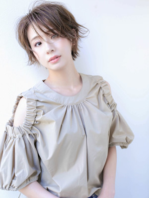 愛され外ハネショート
