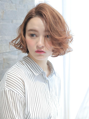 大人可愛い透け感グレージュ