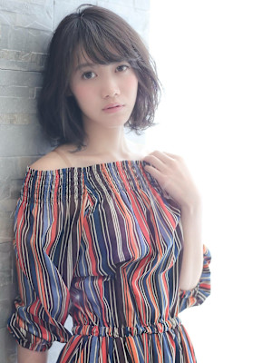大人可愛いふんわりボブ