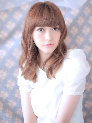 大人リラックス ゆる巻きベージュロング