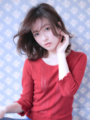小顔こなれラフボブ