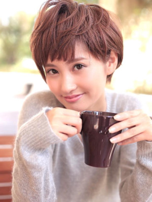 浮遊感のある愛されショート