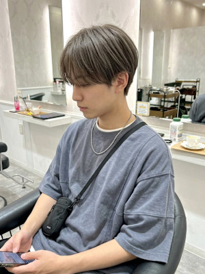 シルバーグレージュ×韓国マッシュ