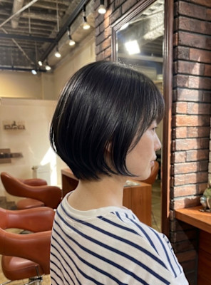 軽やかな動きのナチュラルショートボブ【318スタイル】