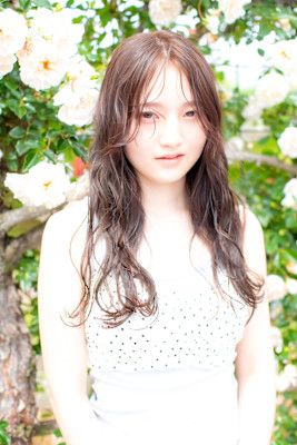透明感ラベージュ×ゆるウェーブ