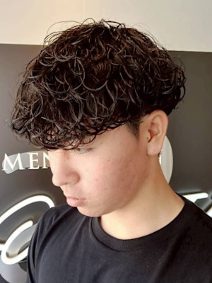 無造作なのにキマる 波巻きパーマのマッシュヘアUP