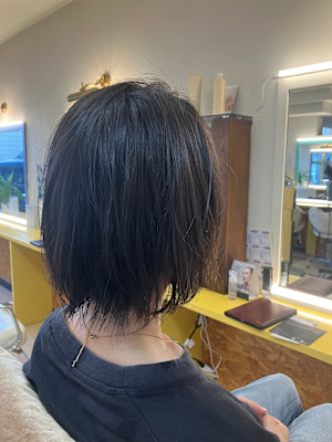 動きのあるローレイヤーボブ