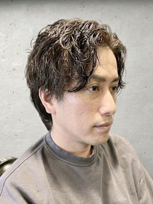 縦落ちパーマ　パーマメンズスパイラル