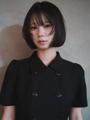 暗髪モードボブ