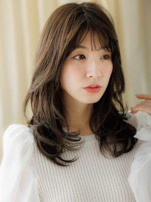 オリーブベージュデジタルパーマ小顔レイヤーロング20代30代