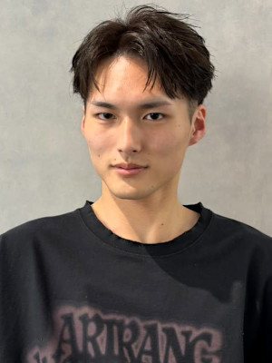 ツーブロック センターパート ニュアンス マッシュ