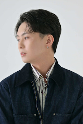 乾かすだけで決まる、無造作ニュアンスパーマ