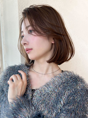 20代30代前髪の抜け感がナチュラルな動きを