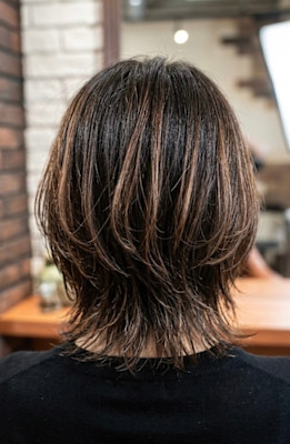 軽やかな動きで魅せるレイヤーミディアム【327スタイル】