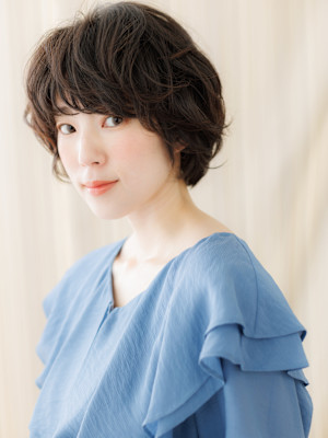 オリーブベージュ大人ガーリーゆるふわマッシュボブ20代30代