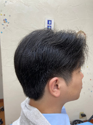 ナチュラルツーブロックショート