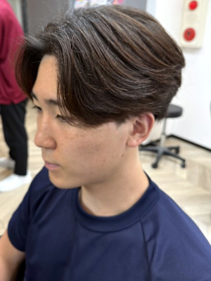 ニュアンスパーマ 毛流れパーマ ツーブロック 刈り上げ