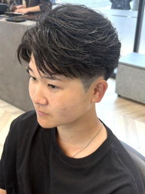 .ニュアンスパーマ 毛流れパーマ ツーブロック アップバング