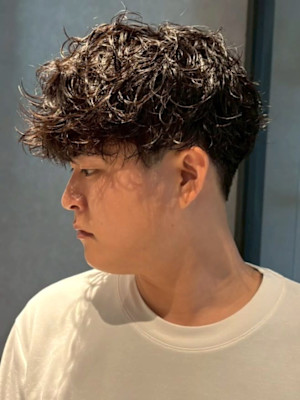 ニュアンスパーマ 束感 刈り上げ ツーブロック マッシュ
