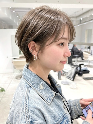 丸み×シャープ感　ひし形ショートボブ