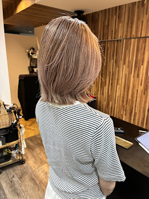 細かいハイライトで作るピンクベージュ☆