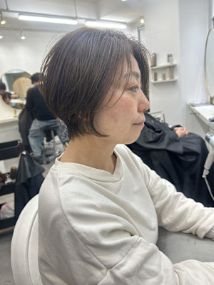 ベージュ白髪ぼかしとショートボブ！