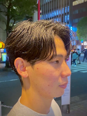 ナチュラルスタイル×センターパート