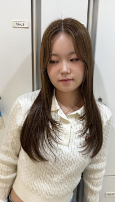 【伊勢原】イルミナカラー+髪質改善で叶える透明感オリーブ