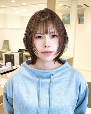 顔まわり1mmで印象は変わる美シルエット