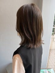 オリーブグレージュミディアムヘア