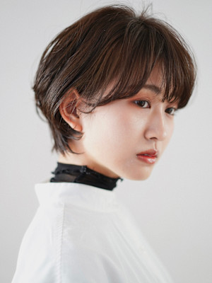 ぱつっとボブ・ショート/前髪あり/絶壁解消/40代/30代